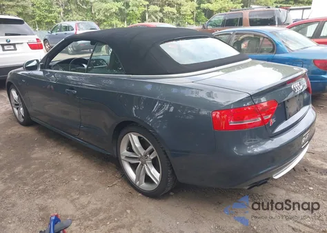 2011 Audi S5 3.0 Premium Plus z USA, uszkodzony, nr VIN WAUCGAFH4BN008813